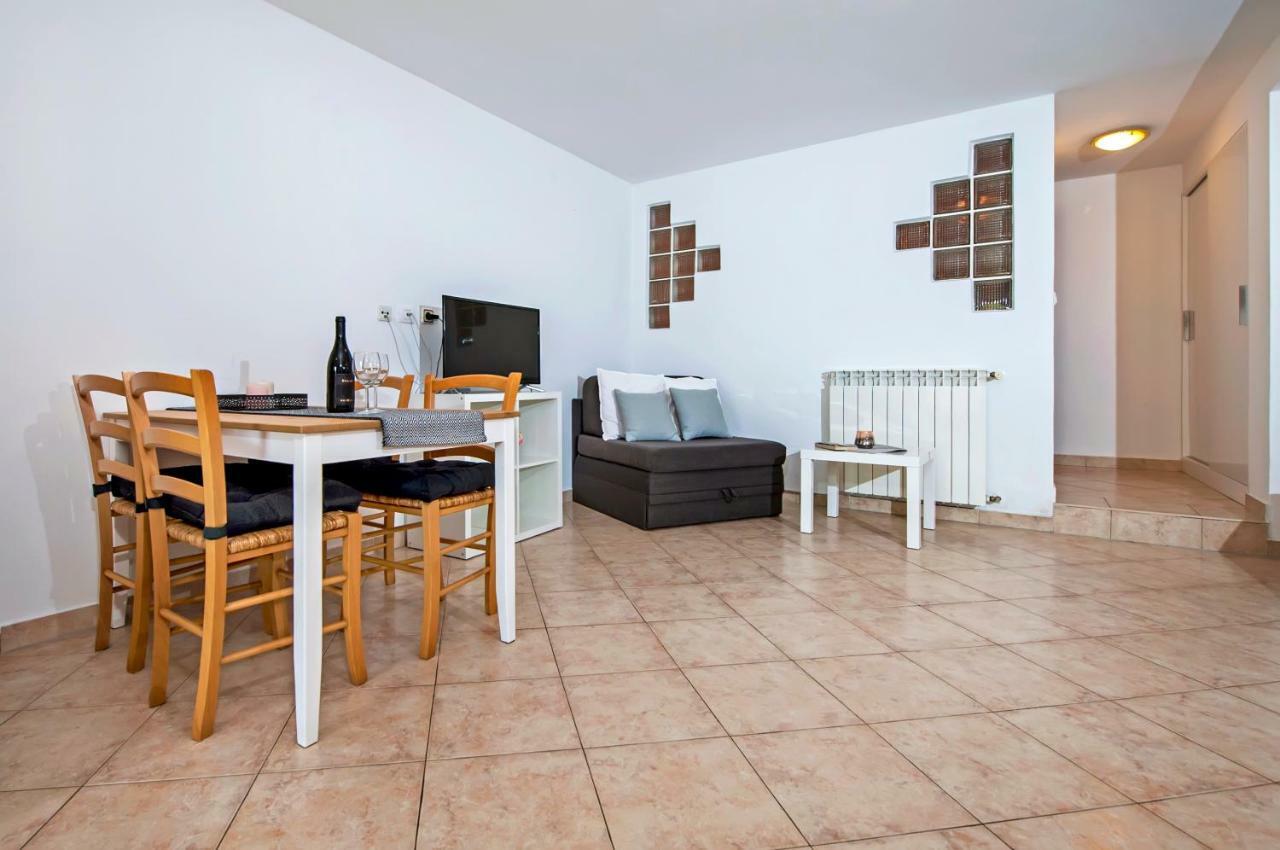 Apartments Vanda Rovinj Exterior photo